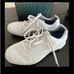 MIZUNO FINCH SELECT NINE softball cleats